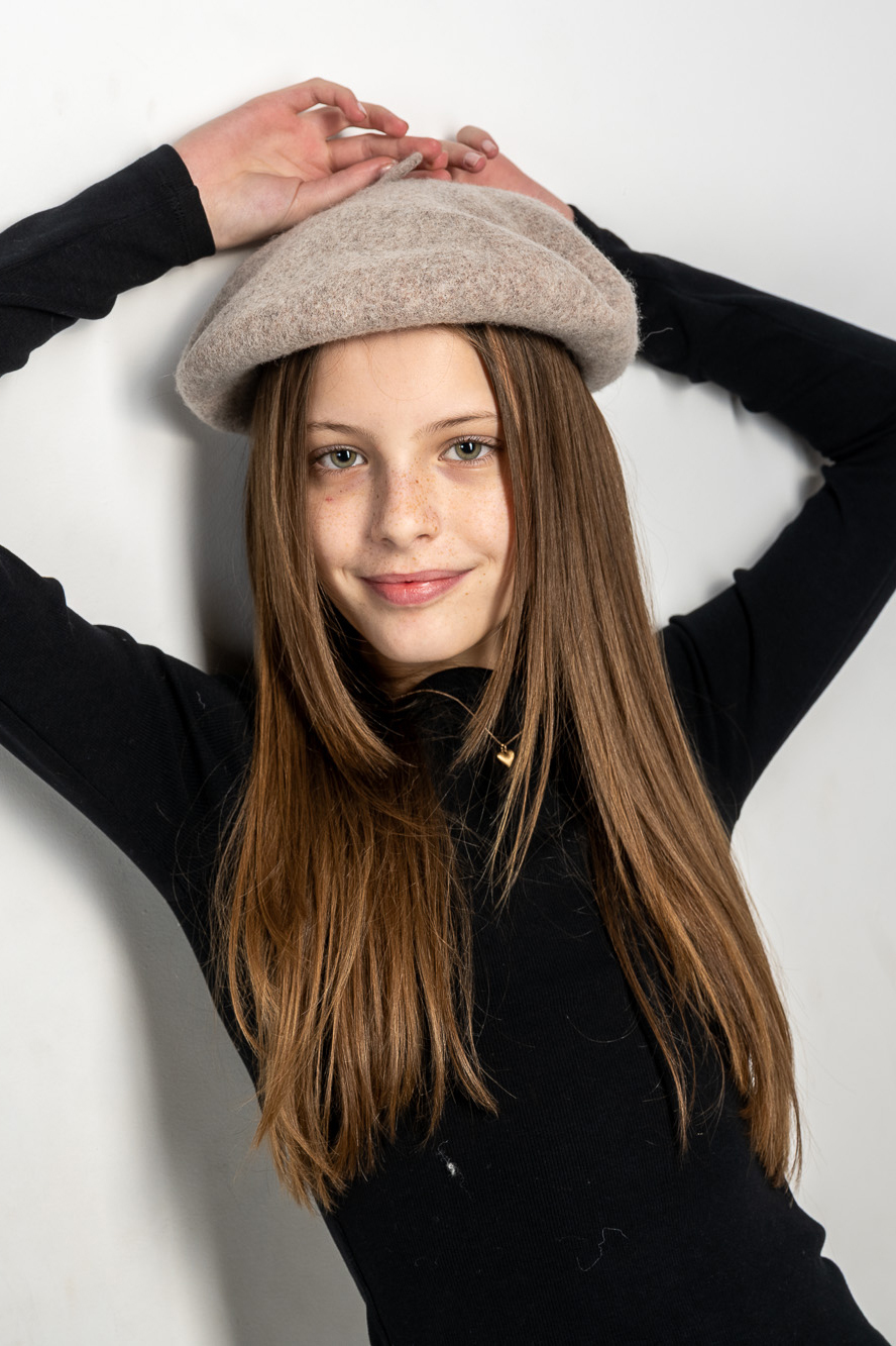 Dinela, Shooting-Foto 1